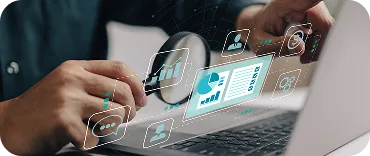 Laptop com ícones de automação e CRM